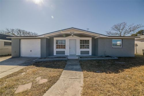 7030 Dipaola Dr, HUDSON, FL, 34667-1902 | Card Image