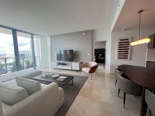 apt-2404-88 Sw 7th St, Miami, FL, 33130-3767 | Card Image