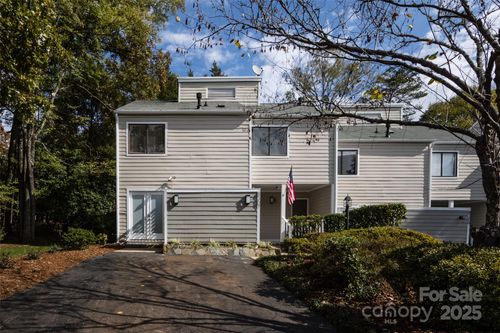 8307 Cricket Lake Dr, Charlotte, NC, 28277-9841 | Card Image