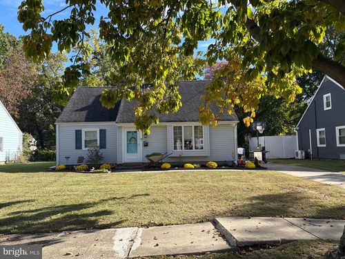 4 E Sutton Ave, MOORESTOWN, NJ, 08057-2851 | Card Image