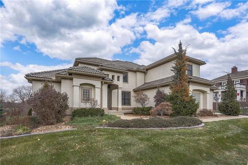 10502 N Willow Ave, Kansas City, MO, 64157-7734 | Card Image