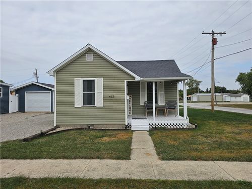 412 E Delaware Ave, Casey, IL, 62420-1913 | Card Image
