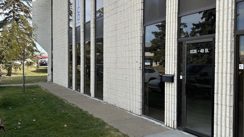 9334 49 St Nw, Edmonton, AB, T6B2L8 | Card Image