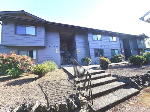 102-3590 Narrows View Lane Ne, Bremerton, WA, 98310 | Card Image