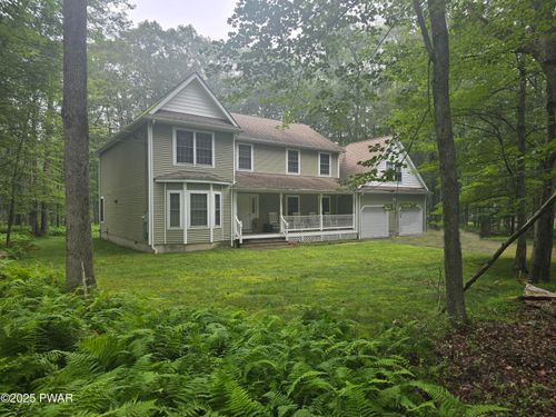 221 Oneida Way, Milford, PA, 18337-9034 | Card Image