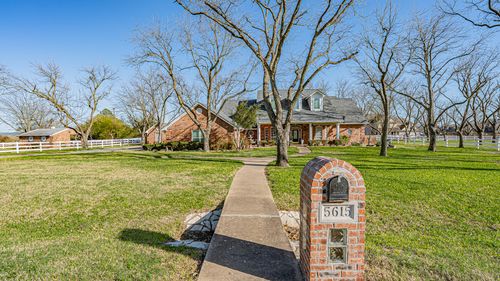 5615 Equestrian Ct, Granbury, TX, 76049-4479 | Card Image