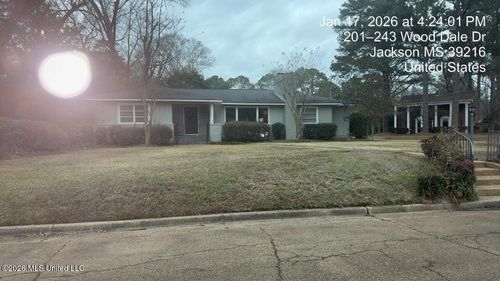 334 Wood Dale Dr, Jackson, MS, 39216-3505 | Card Image