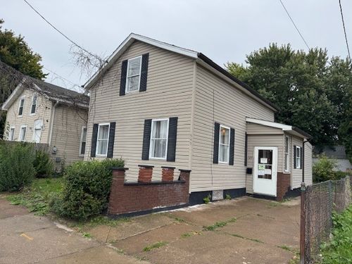 545 W 16th St, Erie, PA, 16502-1715 | Card Image