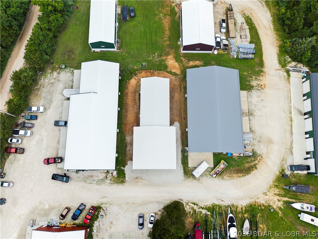 Commercial Sale in Kaiser 3