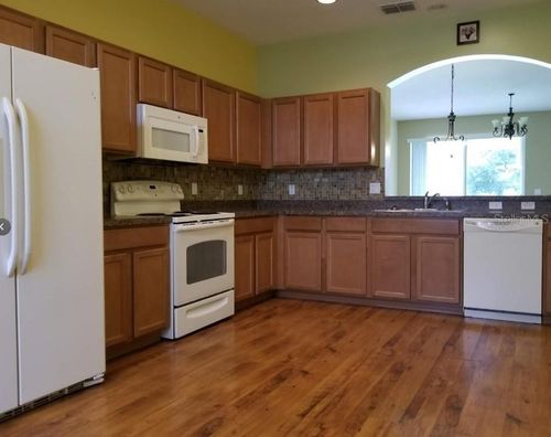 3856 Enchantment Ln, SAINT CLOUD, FL, 34772-8250 | Card Image