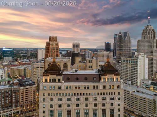 2505-1135 Shelby St, Detroit, MI, 48226-2632 | Card Image
