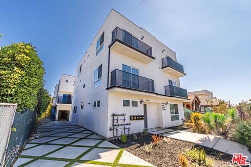 12-5436 Romaine Street, Los Angeles, CA, 90038 | Card Image