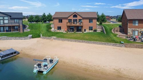 W5759 Brook Trout Ct, New Lisbon, WI, 53950-8800 | Card Image