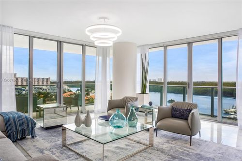 5-1102-330 Sunny Isles Blvd, Sunny Isles Beach, FL, 33160-5624 | Card Image
