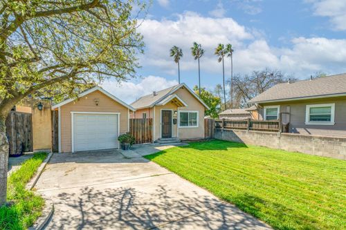 4568 9th Avenue, Sacramento, CA, 95820 | Card Image