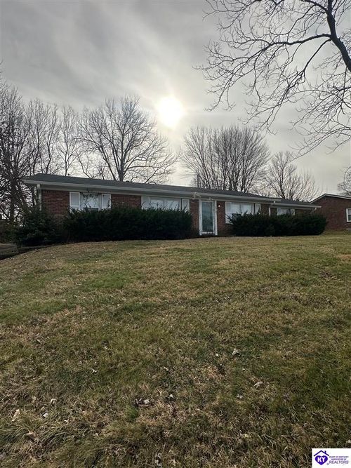 1025 Pawnee Dr, Elizabethtown, KY, 42701-2020 | Card Image