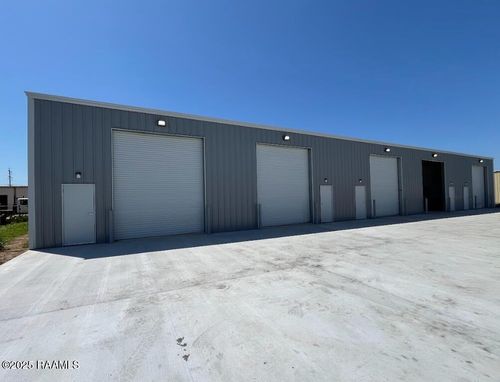105-114 Nolan Rd, Broussard, LA, 70518-3213 | Card Image