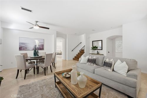 328 5th St, Huntington Beach, CA, 92648-5120 | Card Image