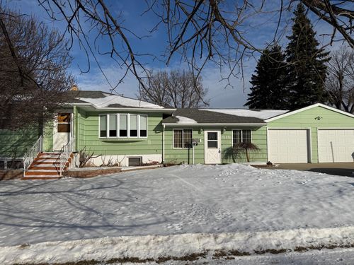 515 3rd St Se, Valley City, ND, 58072-3535 | Card Image