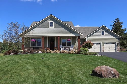 117 Indian Runner Cir, Manlius, NY, 13104-9815 | Card Image