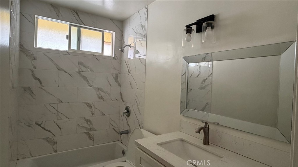 Residential Lease in El Sereno 5