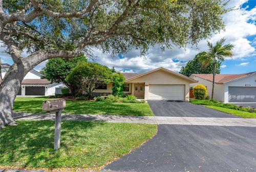 10421 Sw 146th Pl, Miami, FL, 33186-2958 | Card Image