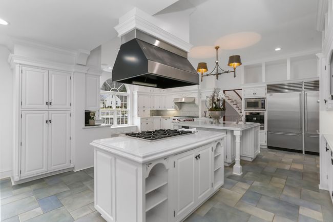 637 Valley Rd, House other with 6 bedrooms, 10 bathrooms and null parking in New Canaan CT | Image 17