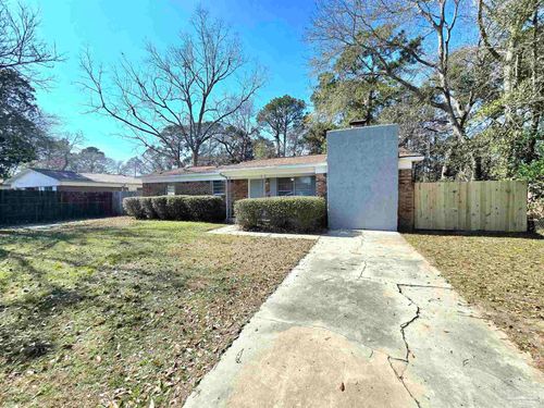 907 Colbert Ave, PENSACOLA, FL, 32507-1717 | Card Image
