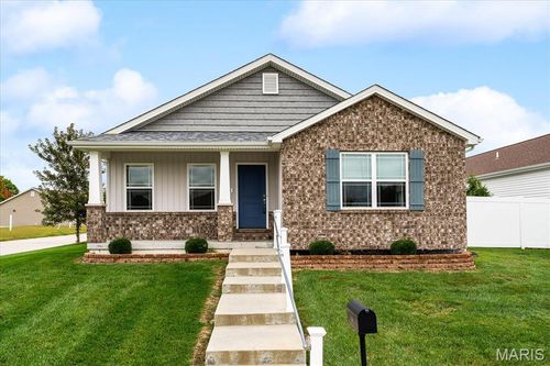 1768 Old Park Ln, Swansea, IL, 62226-7627 | Card Image