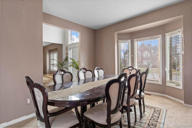 FORMAL DINING | Image 16