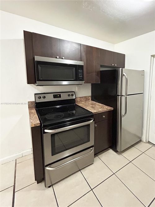 apt-4-738 Ne 86th St, Miami, FL, 33138-3648 | Card Image