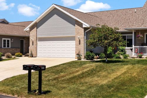 309 Pebble Brook Ln, Lodi, WI, 53555-1399 | Card Image