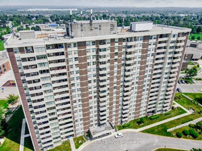 811 - 66 Falby Crt, Condo with 2 bedrooms, 2 bathrooms and 1 parking in Ajax ON | Image 2