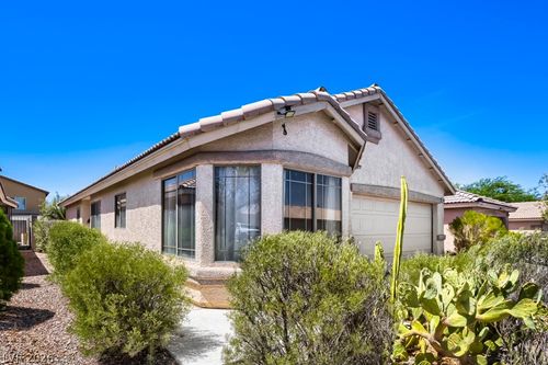 6431 Shining Sand Ave, Las Vegas, NV, 89142-2826 | Card Image