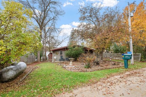 8151 Griffith Ave Nw, Maple Lake, MN, 55358-2407 | Card Image