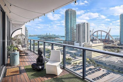 2009-1600 Ne 1st Ave, Miami, FL, 33132-1260 | Card Image