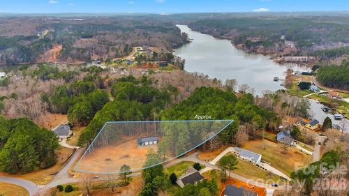 5388 Benjamins Pl, Granite Falls, NC, 28630-8764 | Card Image