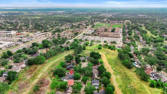 5918 Donwhite Ln, House other with 4 bedrooms, 3 bathrooms and 2 parking in Houston TX | Image 44