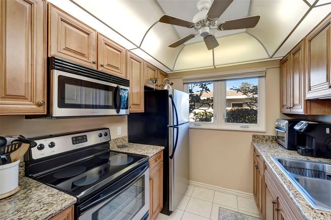APT-107 - 649 Tamiami Trl S, Condo with 2 bedrooms, 2 bathrooms and null parking in Venice FL | Image 9
