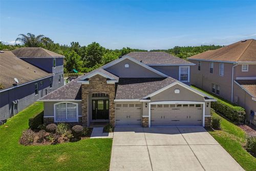 2336 Nesslewood Dr, WESLEY CHAPEL, FL, 33543-5180 | Card Image