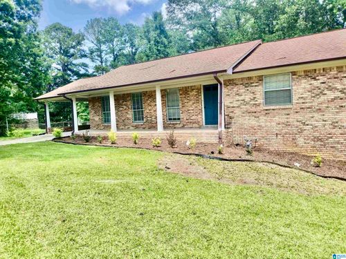 6420 White Ct, BESSEMER, AL, 35023-5584 | Card Image