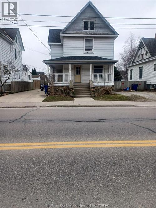 278 Queen St, Chatham, ON, N7M2H4 | Card Image