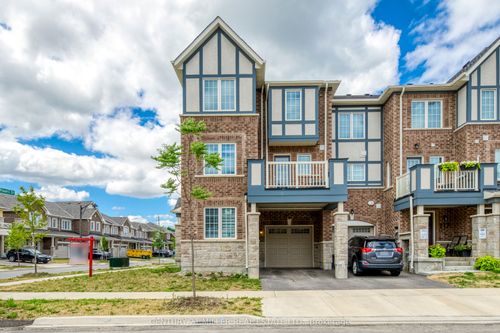 3473 Vernon Powell Dr, Oakville, ON, L6H0X8 | Card Image