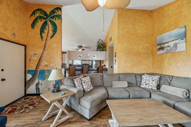 Living Room and Kitchen | Image 19