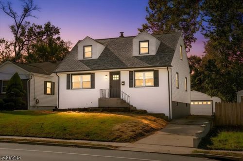 314 Easton Ave, New Brunswick, NJ, 08901-1728 | Card Image