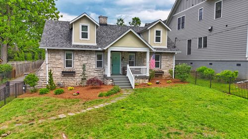 2518 Sharondale Dr, Nashville, TN, 37215-1151 | Card Image