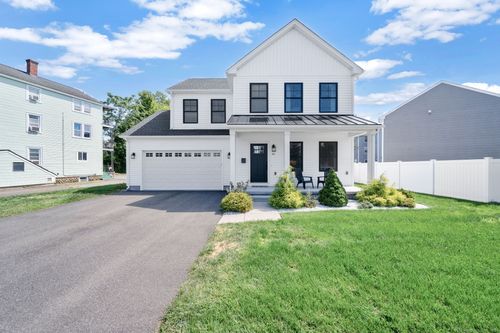 44 West St, Wallingford, CT, 06492-4027 | Card Image