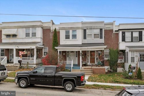 420 W Warren St, NORRISTOWN, PA, 19401-2939 | Card Image