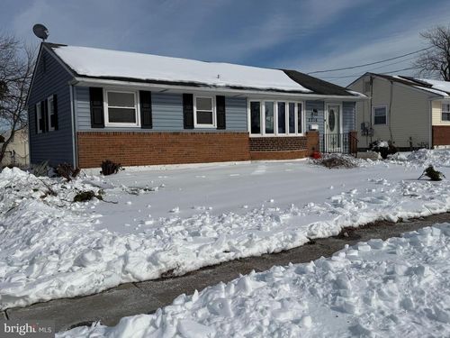 2316 Corbett Rd, PENNSAUKEN, NJ, 08109-3232 | Card Image