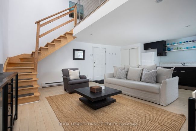 288 Sherbourne St, House attached with 9 bedrooms, 5 bathrooms and null parking in Toronto ON | Image 34